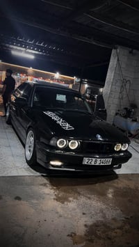 بي ام دبليو ٥٢٥ • موديل ١٩٩٢ • جير عادي