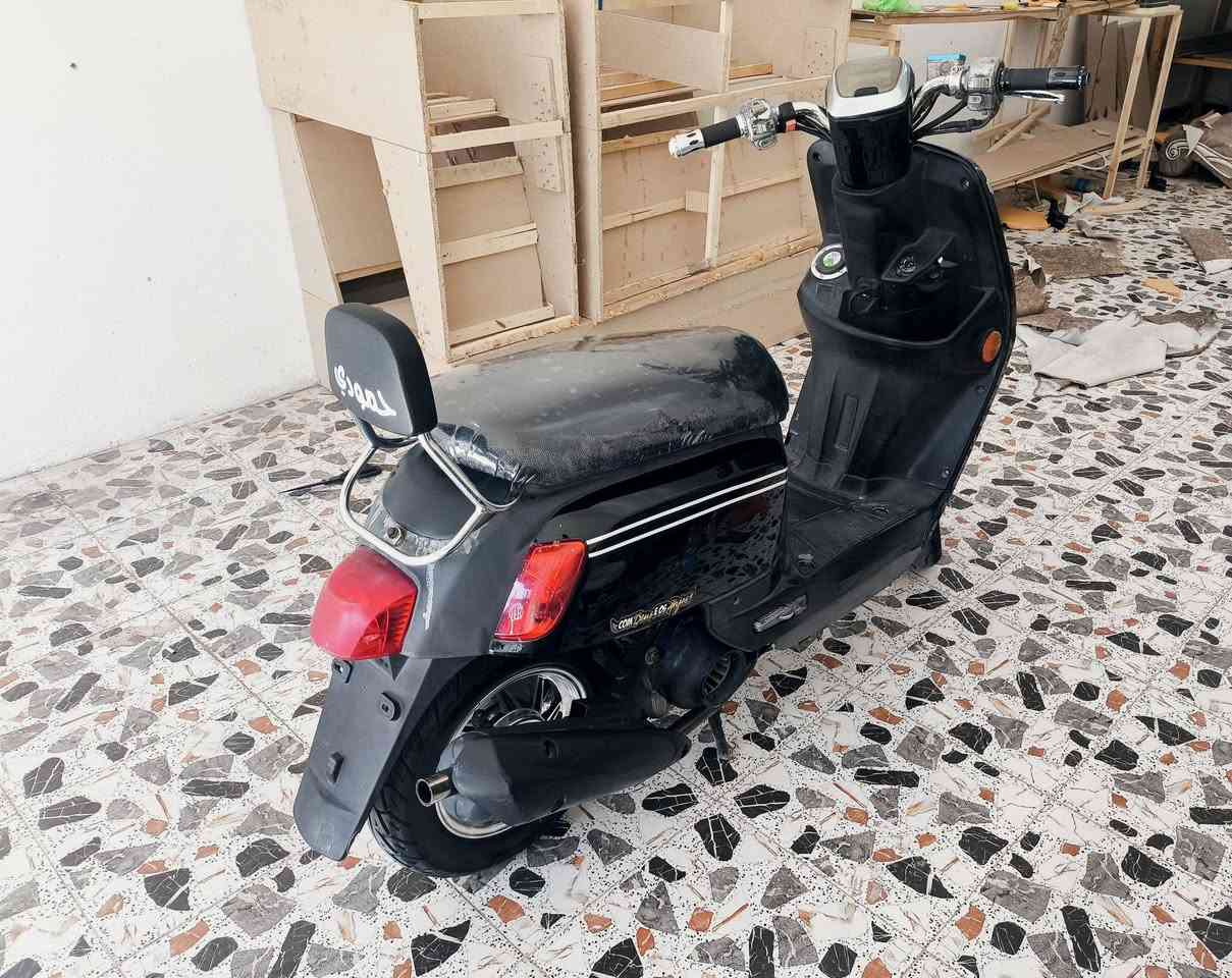 سلام عليكم من رخصت مدير الكروب
دراجه بوليس مسطره2010
دراجه كلهه بلاديه مفتوحه مفيلسه فقط +بيهه شلعه ومعدل فول
كفرات لون ابيض بلادي مختمه مضمومات +كفرات اسود المشدودات 
ويل رياضي +ويل بلادي 
قبق هندر مال نوزل+قبق هندر كابريتر 
اشاير
سلف
هندر 
كلوبات عالي وناصي 
دراجه كلهه جاهزه ماناقصهه كلشي 
ب550 وبيهه مجال متوازي عله بيعتهه 
كربلاء حي الغدير *********** بي واتساب +متواجد عله المازنجر وتحياتي 

ا
