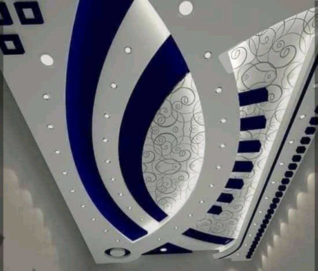 صباغ مصري اشتغل كلشي يخص الصبغ والديكورات بأسعار مناسبة 
معجون، سحب وتنعيم الجدران، عزل الرطوبة والحرارة) ديكورات جبس بورد 
التشطيب الدقيق✅️
 إلتزام بالمواعيد✅️
 تشطيب بجوده عالية ✅
بأسعار مناسبة للجميع ✅️
القدرة على الإنجاز في العمل✅️ 
️
شلون تحب الزبون يتواصل وياك ويخليلك تفاصيل الشغل حتى تحسبله السعر؟ وهل تسوي كشف/معاينة مجانية لو لا؟: 
نعم اسوي 
بأي مدينة أو منطقة تشتغلون بالضبط داخل العراق؟ وهل تقبلون شغل بكل المحافظات لو مناطق محددة؟: 
بغداد وضواحيها
شنو نوع الدهانات والمواد اللي تستخدمها؟ وهل عندك ماركات معيّنة أو مواد أصلية/مضمونة؟: 
اللي يناسب الزبون 
بالنسبة للديكورات الجبس بورد، شنو الأنواع والتصاميم المتوفرة عندك؟ وهل تسوي حسب الطلب أو حسب الصورة اللي يرسلها الزبون؟: 
حسب طلب الزبون
إذا الزبون يريد تسعيرة، شنو المعلومات اللي تحتاجها منه؟ مثل مساحة المكان، عدد الغرف، نوع التشطيب، وشنو السعر التقريبي للمتر؟: 
نعم 