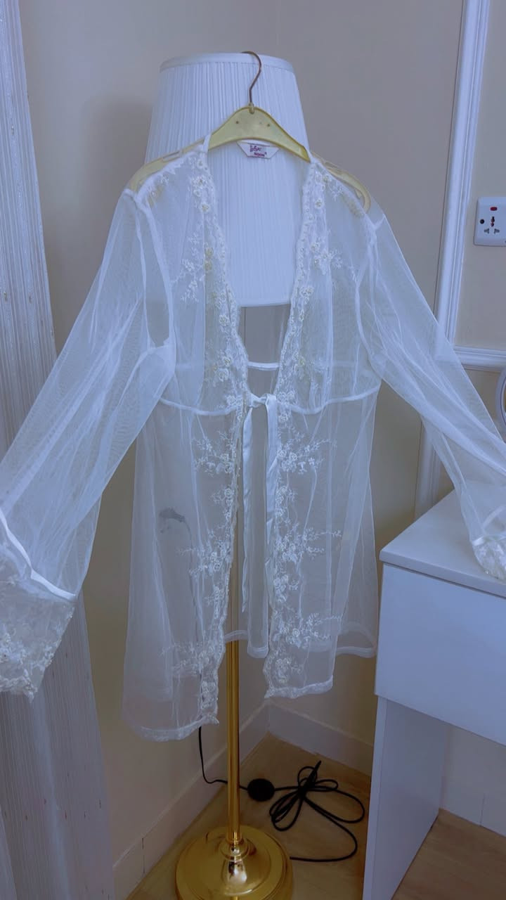 ثوب نوم قصير وجديد قياس 38-40 السعر 15 والتوصيل 5 لجميع المحافظات


**إذا كنت صاحب هذا الإعلان وتريد حذفه لأي سبب، رجاءا أرسل رسالة إلى الدعم الفني**