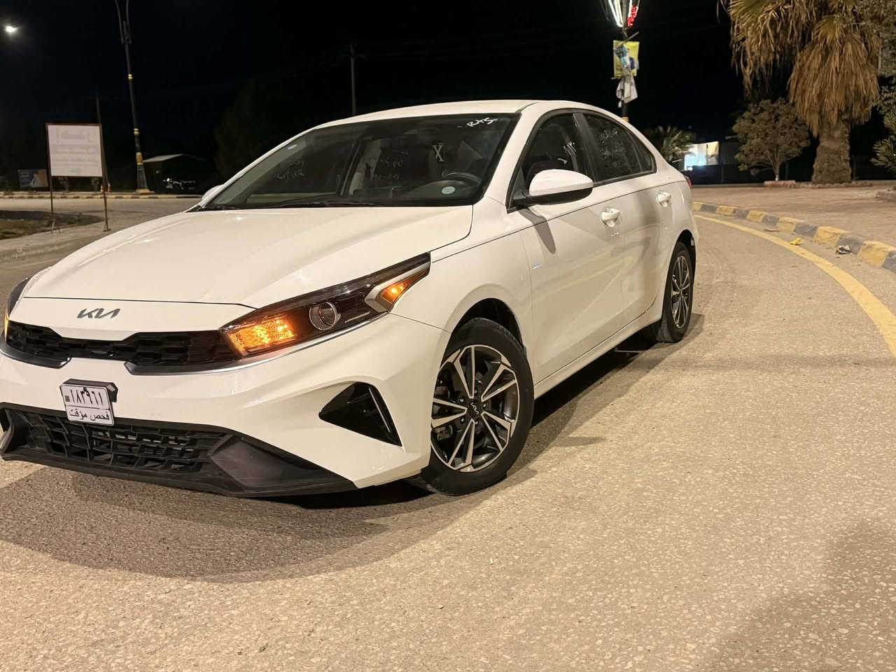 فورتي 24 للبيع دخول جديد منفيس بسمي ماشيه 25 ألف ميل السياره جديده ومبدل بنيد  والدعاميه والباقي كفاله عامه ***********
