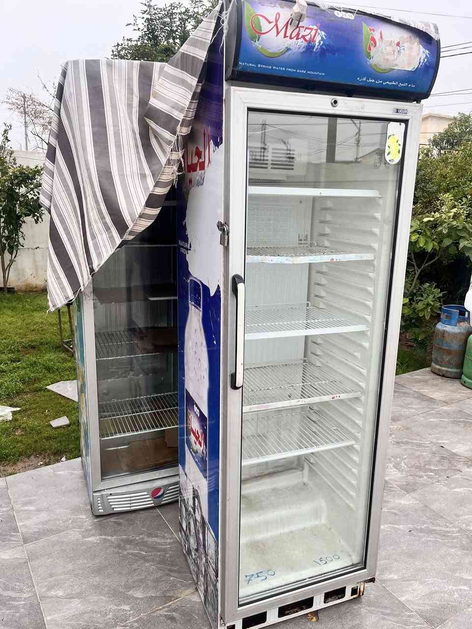 ثلاثة براد عامودي للبيع نضيفه وشغاله من كل شي.   سعر ٦٠٠ الف قفل. مكان اربيل


**إذا كنت صاحب هذا الإعلان وتريد حذفه لأي سبب، رجاءا أرسل رسالة إلى الدعم الفني**