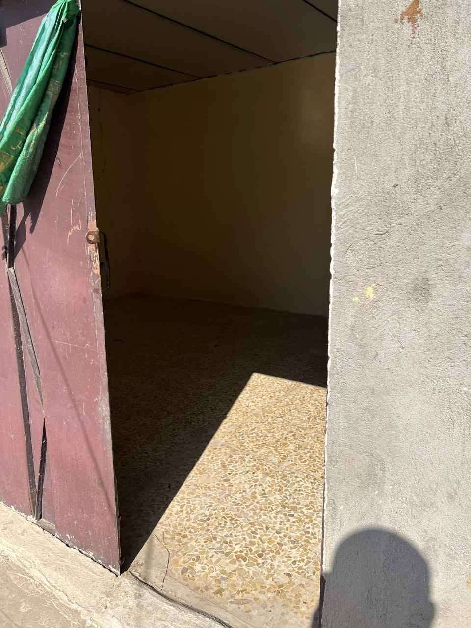 بيت للبيع مساحه 140م أبو شطيب سندويش غرفتين مطبخ صاله حمام مكلف بالنشر رقم صاحب البيت ‏‪*********** عمارة, ميسان
