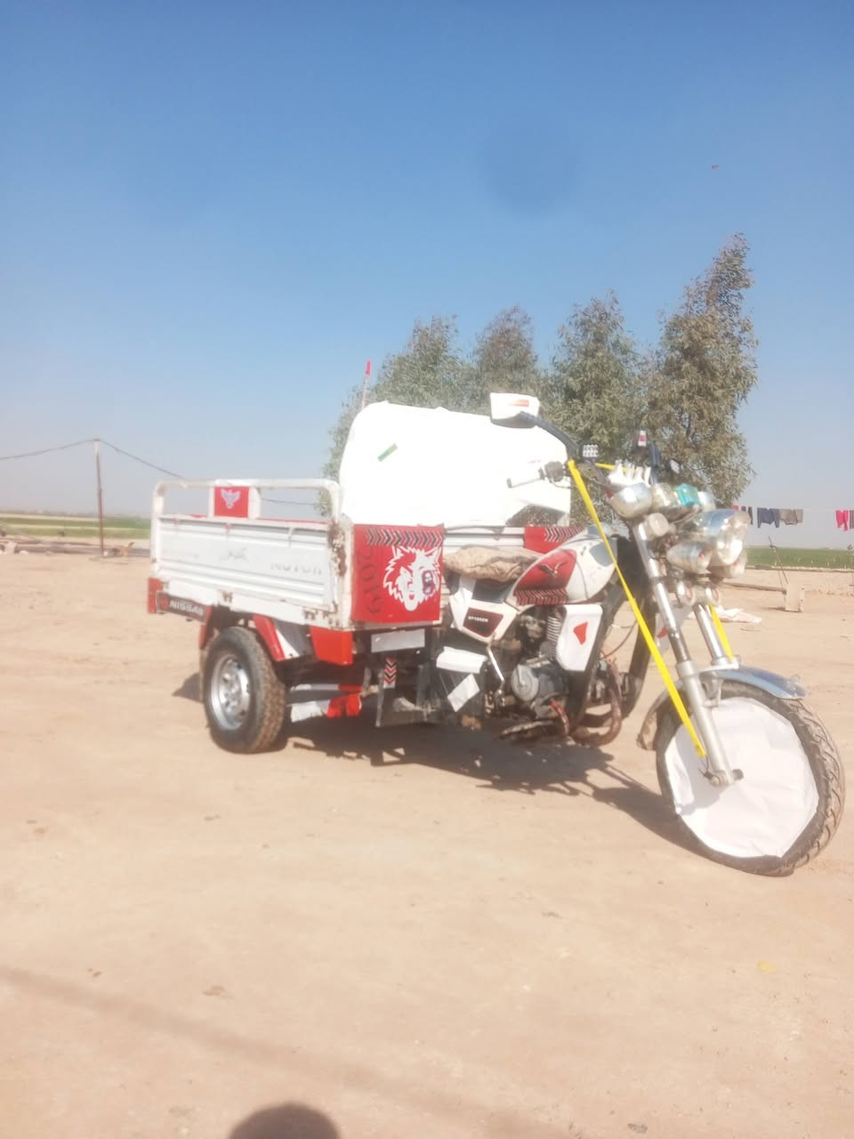 شاخوان موديل 19 ومحرك 19بلادي نضيفه جدا محرك نشط وناعم 
بودي لا خياس ولا لحيم بليته موجوده شرط نشاط فول كهربيات كلها شغاله سلف شغال تايرات جدد شواصي نضيفات حيل كلاب ستوته بلاديه السعر خاص/***********
