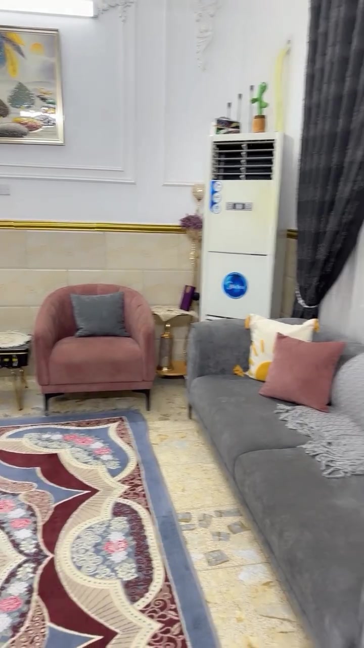 تخم مودرن بعده بالضمان قنفات عدد2 / كراسي عدد 2/ للعلم القنفه الوحده ام ال 4 نفرات  التخم تفصال بسعر مناسب السعر خااااص/


**إذا كنت صاحب هذا الإعلان وتريد حذفه لأي سبب، رجاءا أرسل رسالة إلى الدعم الفني**