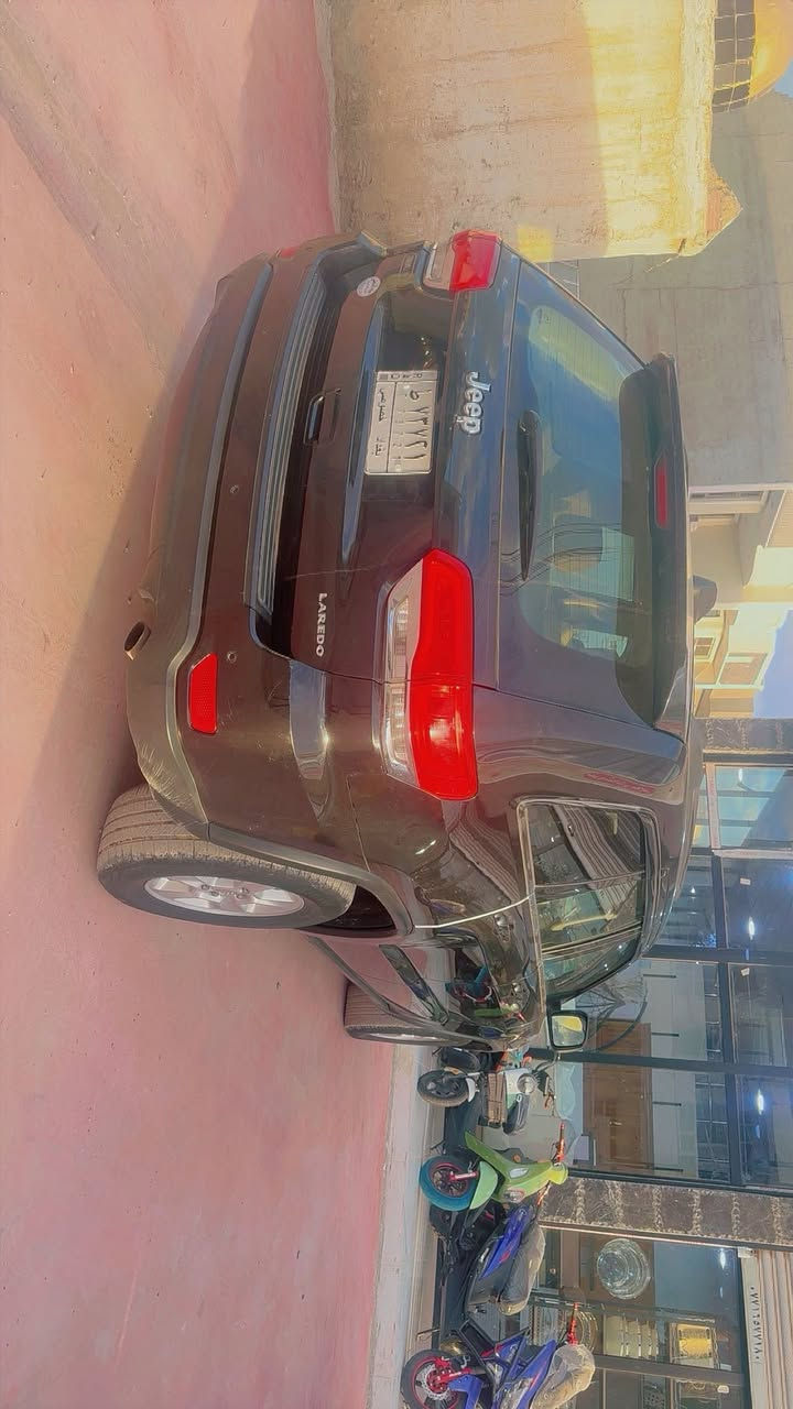 السلام عليكم جيب موديل ٢٠١٦ سياره حلوه كير مكينه صدر تختم تاير @@@مكان سياره بعقوبه دور زراعه 
***********
اخوان مكلف بالنشر رقم صاحب سياره  وتصل عليه 
سعر ١٨٠وبيهه مجال
