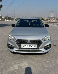 للبيع اكسنت 2019  خليجي مكفوله كفاله عامه  ماشيه  (88) مواصفات السياره...