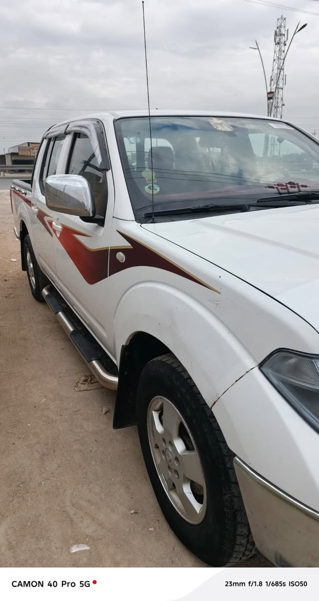 السلام عليكم اخوان بيكم نيفاره للبيع موديل ٢٠٠٨ رقم ذي قار مكينه جديده ما مفتوحه سياره كفاله عامه حداديه توب كهربائيات كله شغاله تبريد منضومه جديده سياره خير من الله السعر 100 وبيها مجال قليل رقم الهاتف 
*********** 
واتساب فقط
