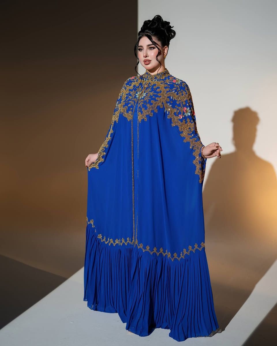 خليج مميزه بمناسبتج واطلالتج ويانا متوفر جميع القياسات الخاصه والعاديه متوفر 💕 قيسي القطعة قبل دفع المبلغ للمندوب ✅استرجاع القطعة في حال اختلاف الموديل  توصيل مجاني
 وسريع خلال 18 ساعه فقط 🚚
للحجز خاص أو واتساب ***********
#فستان #ملابس_نسائيه #التوصيل_متوفر🚗 #عبايات #بشت قياسات
