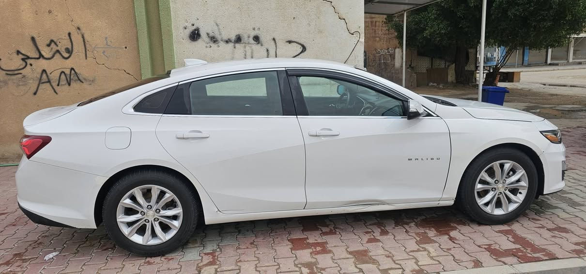 السلام عليكم
ماليبوLT مديل 2020رقم نجف معوقين لل2027تنفك وكاله شوكت ميعجبك بيه قطعتين فقط السياره جديده معنه الكلمه من مكينه كير حداديه تبريد ثلج تخم تاير جواه جديد منضومه زنون جديده اصليه مكينه 1500 تيربو السياره كلشي ماعايزه السعر 120وبيه مجال شي قليل مكاني نجف كوفه حي ميسان رقم مبايل *********** بي وتساب
