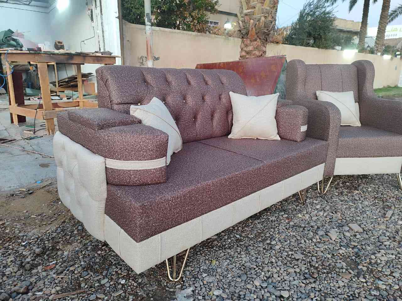 دوشمه ونجاره احباب المصطفى بيع وشراء الأثاث المنزلي اطخم قنفات دواوين وجلسات عربيه ابي غريب الزيتون بتجاه أسواق العبودين شارع النهر رقم الهاتف ***********
