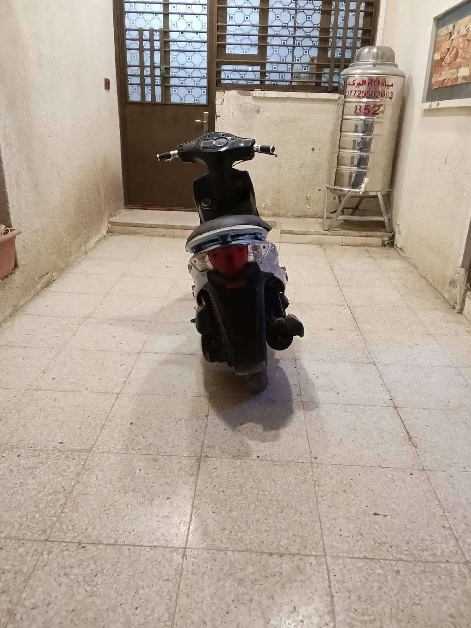 السلام عليكم
دراجـه للبيع 
الدراجه تخبـل مكينـه مامفتوحـه
الرداجـه طياره وعلـي 
السعـر500وبيه مجـال 
***********
