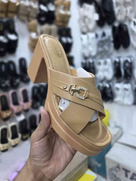 شحاطة كعب نسائي طبي  trip "كوالتي عالي"  ❤️‍🔥⭐

قياس: 37-41
متوفر بثلاث الوان 
________________

📞 ***********
🏠محل زين العابدين، مقابيل عدنان السعيدي تقاطع السوق المسكوف الثاني على اليسار"
