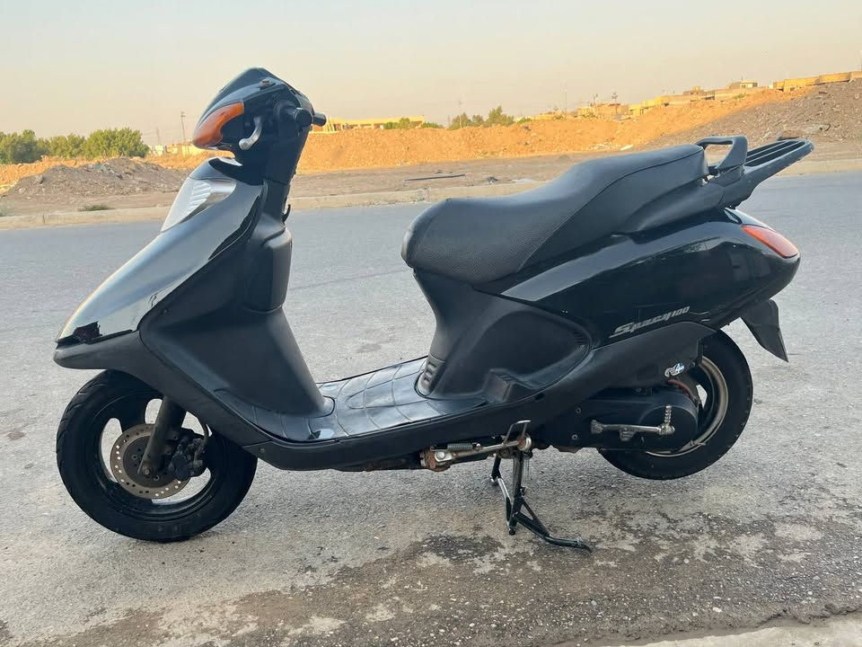 للبيع صار ٩ اشهر من نازله رمبه مكينه مكفوله من البرغي كلشي شغال نكره سلف سعر ٩٥٠ راسط ***********

