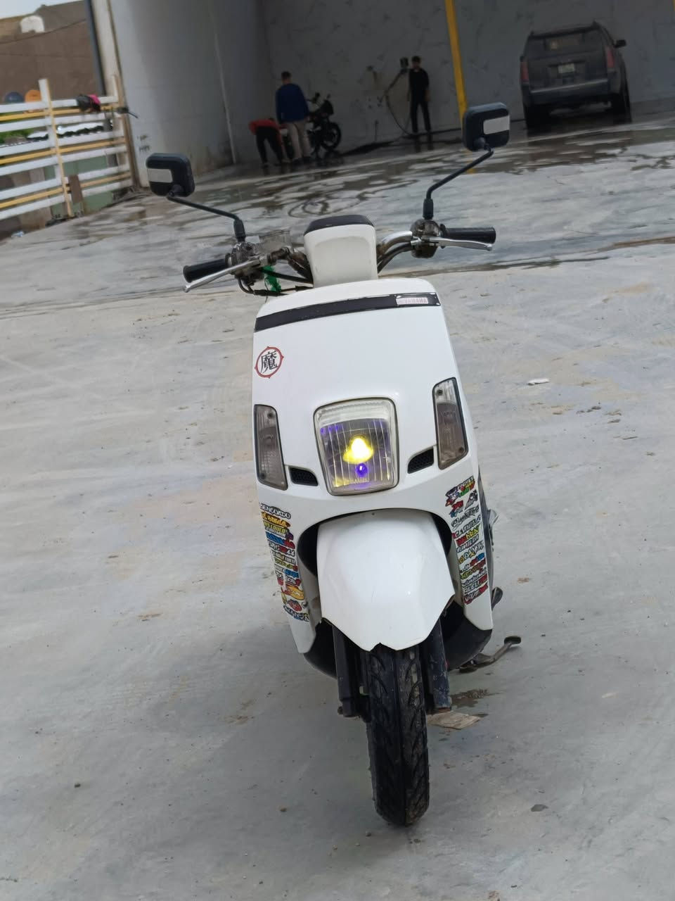 السلام عليكم دراجة بوليسي موديل ٢٠١١ الدراجة نصبة وماكينة تخبل الدراجة ناشفة مابيهة كل عيب الدراجة دواخل سواد فحم كفرات بلادي مكينة مفتوحة السعر ٧٠٠ الف وبيهة مجال *********** موجود ماسنجر
