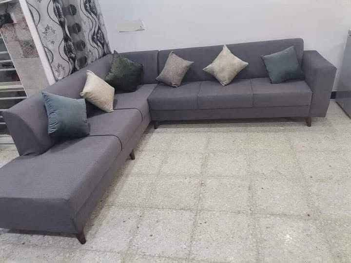 تحطيم الاسعار جدد بيتك باقل تكلفة عنوانه ضمانه موجود توصيل لكافه المحافضات تصميم انيق مقعد خشب بلوك اسود جام روسي فاخر مع اسفنج مميز وقماش راقي حسب طلب ونوعيه ممتازه جدا راسلونه على هذا رقم واتساب *********** سوق الشيوخ, ذي قار

