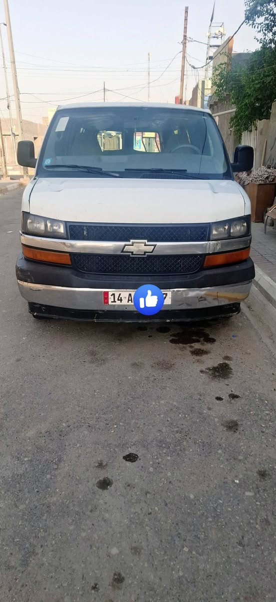 السلام عليكم
سفانه ٢٠٠٧ /١٤طويله 
جاهزه ماعايزه شي  رقم جديد مداور ثاني يوم .تبريد كير مكينه جاهزه ... ماتشتغل بالكراج  استعمال شخصي  
٨٨ وبيها مجال 
اتصال تفاصيل اكثر  واتساب 
***********
