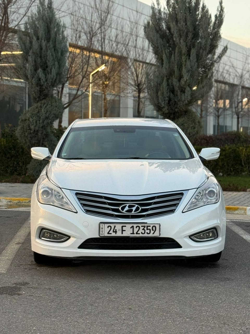 هيونداي ازيرا ٢٠١٥خليجي 
ماشي ١٢٠الف كيلو متر 
بدون أي ضرر بدون صبغ
گير محرك ب شرط مامفتوح 
العنوان السليمانية معرض باران
سعر 13200$ 
***********
*********** السليمانية, العراق
