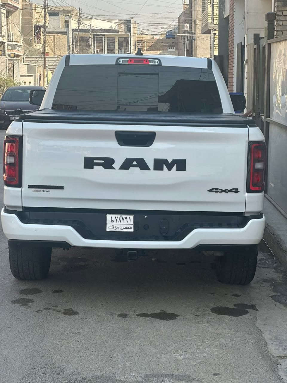 السلام عليكم
رام 2025 بك هورن السعر - 410
باب جبير بدي قصير المرغوب 

تشغيل عن بعد واطفاء

شاشه تسلا

رادارات اماميه خلفيه 

نقاط عمياء جانبية

دوسات بانزين وبريك متحركة

سلايد كشنات كنتارا

الكشنات تحكم كهربائي

باب خلفية كهربائية

تدفئة وتبريد كشنات امامي مع تدفئة كشنات خلفي مع تدفئة

ستيرن

Alpine 12-نظام صوتي

نظام تحديد المسار
مرايه جانبي وسط تعتيم

full led 16 -لايت

نظام دفع رباعي 4X4 مع نظام دفع ثنائي خلفي 4x2

aux/usb/Bluetooth/apple النظام الصوتي يحتوي

car play/android auto

اربع وضعيات للقياده سبورت/نورمال/سنو الثلجية/اوف رود

حساسات امامي خلفي

-ميموري كشنات

-محرك V6 3.0 تون تيربو 420 حصان

-ماشيه سياره 17mil الف
- كير 8

- نظام ترحيب

- مري شفط

اوتو ستوب

رقم تليفون - *********** السياره رقم بصره بسمي مرقمه بكانون الأول 25
