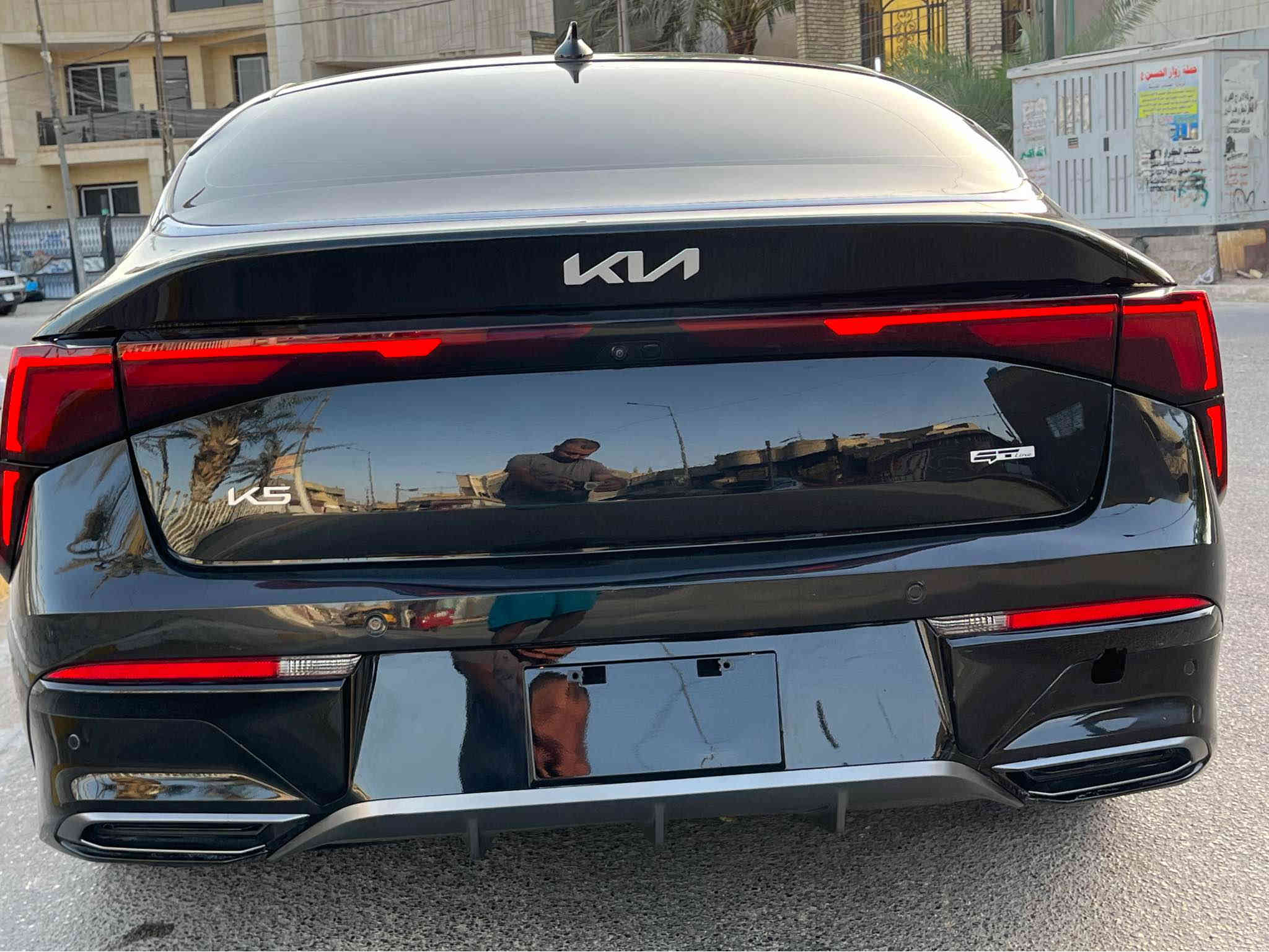 السلام عليكم للبيع 
K5
2025
جيتي لاين
داخل احمر 
محرك 2500ccتنفس طبيعي
كير at
بانورما 
كشنات كهرباء تدفئه
بصمه 
حسات امي خلفي 
رادارت ٣٦٠ درجه
عدادات شاشه متصل 
لايت بك لايت لد عدسات 
بلوجكتر عدسات
ستيرين رياضي 
فول تحكمات ستيرن
قايده ذاتيه 
١٣ سماعه بوز زاد دمام
ويل كب ١٨ 

اشاير لد
ابل كاربلي 
شحن لاسلكي 
وراد امريكي بدون رقم ماشيه الف وشويه يعني زيروه بعدها حادثه جاملغ وبنيد مبدلت تفصيخ اصلي نفس الون يعني بدون صبغ وبيه بارد شويه بالتكمه شرط بدون اي دواخل  مكان السياره بغداد ايربك ستيرن وبرده طاكت التصليح فوك الدرجه اولى مابيه برغي تجاري السعر ١٨٩ ماكو هيج سعر بالخير على ياخذه *********** بغداد
