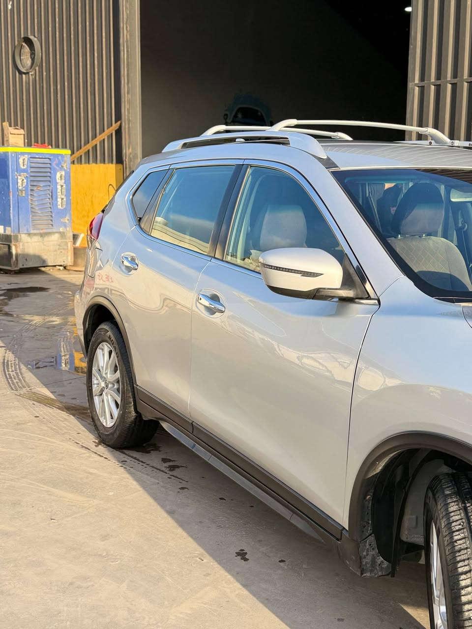 نيسان روج وارد امريكيSV awd 2018 محرك 2500 لون رصاصي
رقم اربيل بأسمي 
بصمه فور ويل  رادارات كل السياره  كشن كهرباء جنطه كهرباء تشغيل عن بعد  تدفئة كشنات 
ماشيه 122 ميل صدر وكير ومحرك شرط
ضرر... جاملغ تبديل ودعامية بدون دواخل بدون ايرباك
مكان اربيل ( سعر 156$ )
*********** هاتف
