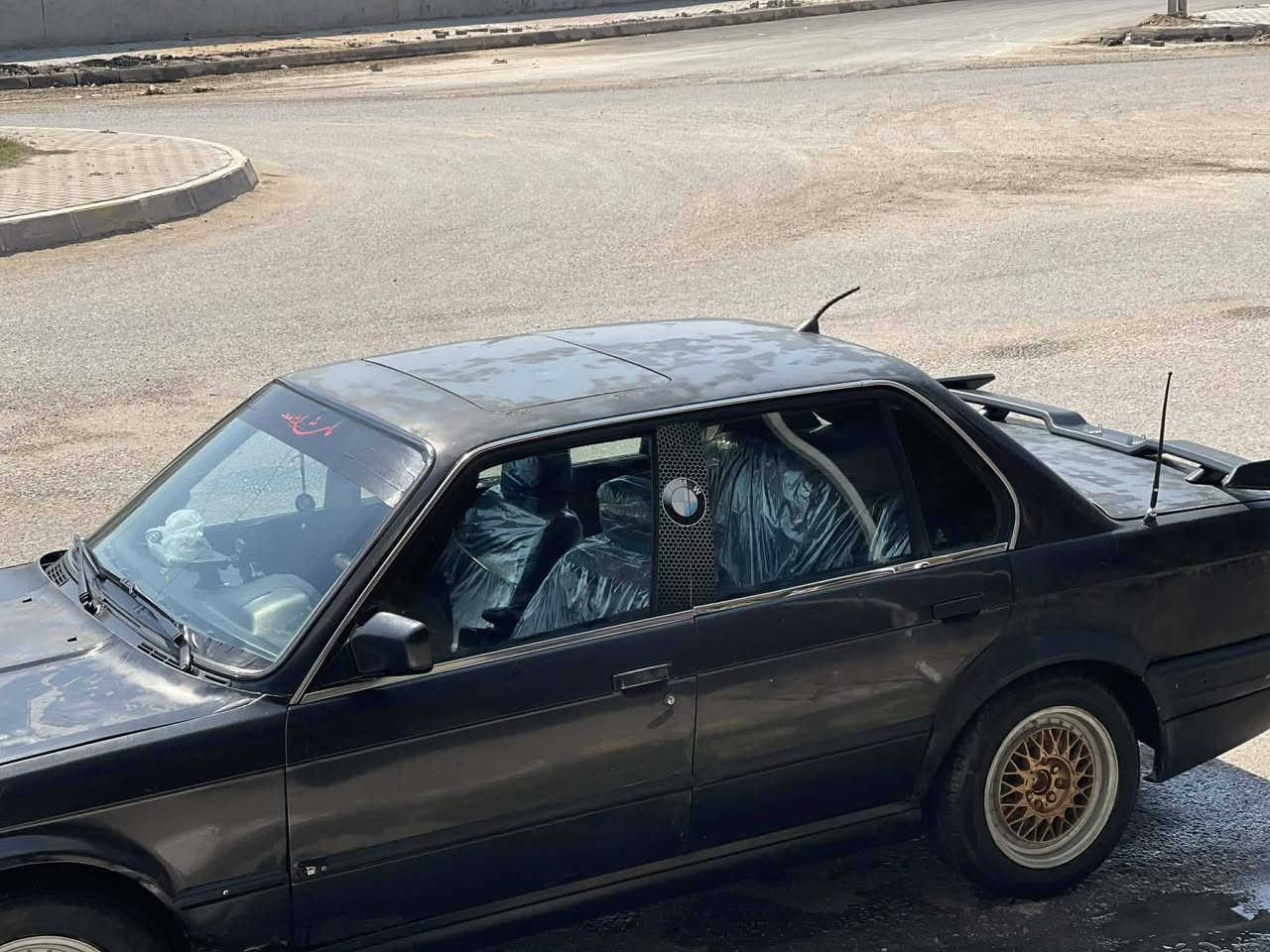 سلام وعليكم بي ام زعره رقم نينوى الماني سنويه خضره صاحبها بل موصل محرك 525 محرك كير شرط صدر امامي تعبان يرادلها شوي ترتيب سياره بلاديه سعر 24وبيها مجال للاستفسار اتصل ***********
