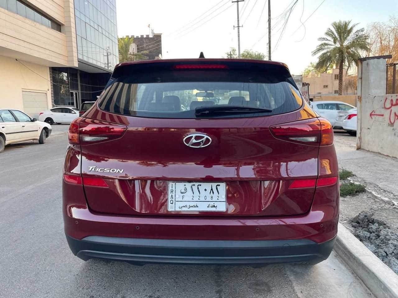 السلام عليكم
للبيع توكسان 2019 خليجي فول  مواصفات 

 شركة الكاصد

خمس عدسات

مكفولة من صبغ 

بانو راما

كشنات جلد كهرباء 

بصمة 

خمس ويل كب 

حساس أمامي خلفي 

شاشة أصلية كامرة 

لايت زنون أصلي + لد 

بك لايت لد 

تحكم ستيرن جهتين 

ترحيب 

محرك 2000 دوش 

رقم بغداد بسمي  

العنوان بغداد 

205$ 

الاتصال ***********
