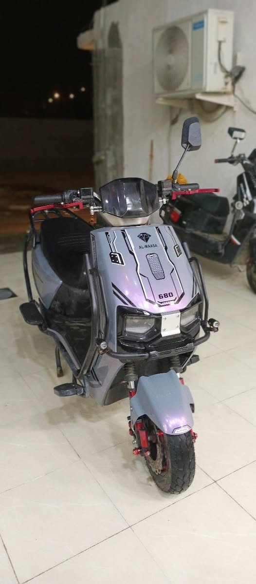 السلام عليكم موطور شحن للبيع 6بطاريات يقرن فول الموطور اي نقص مابي بس تك مرايه النظافة مثل الصوره كلشي شغال بي السعر 750 العنوان الرمادي فلكه العلم للتواصل ***********
