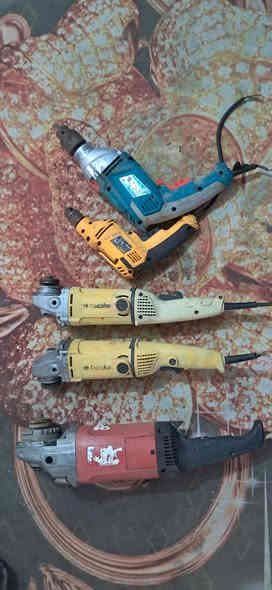 السلام عليكم شغالات على الفحص الدريلات على ٣٥ والكوسره على ٢٥ والكوسره الحمره ٣٥ للاستفسار *********** يوجد توصيل
