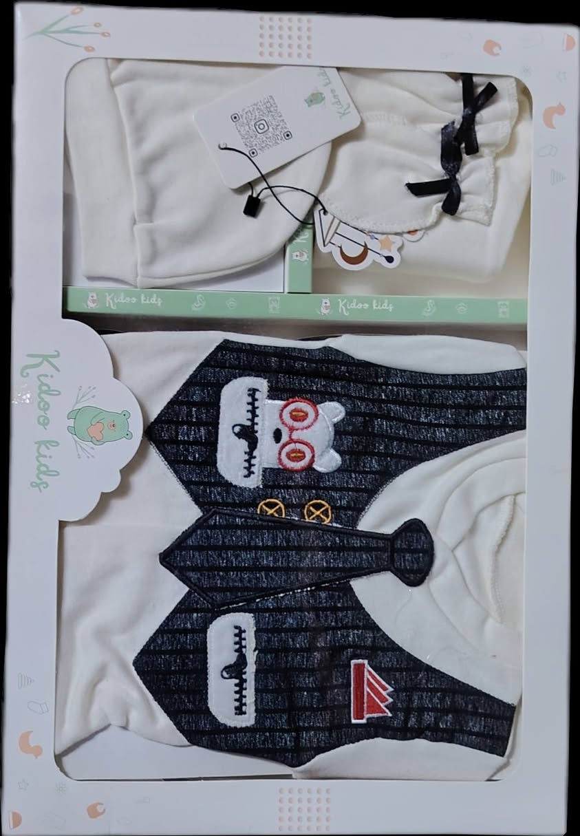 وصلت مجموعة من الهدايا البيبي الولادي والبناتي. العنوان /موصل الزنجيلي مجاور صيدلية الشاكرين *********** واتس اب
