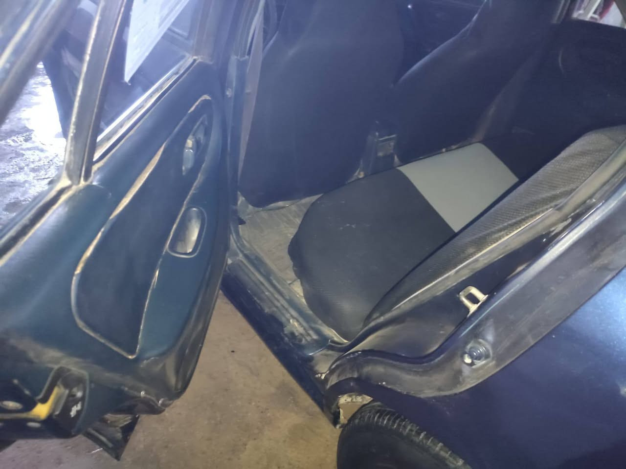 نيسان بريميرا البيع او مراوس موديل95 سنوية 2027 كير اوتمانيك ***********
