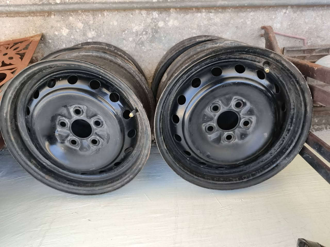 السلام عليكم شباب ويل مال دوج 14يرهمن بس على كورلا أمريكي
***********
