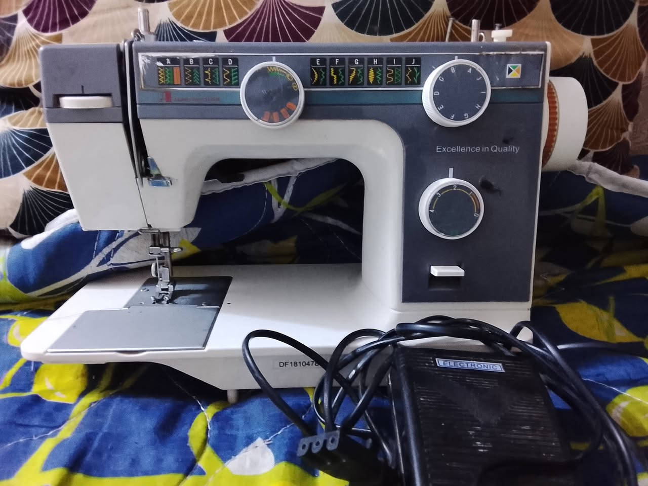 للبيع مكينة خياطه مستخدمه سعرها 50 شغاله


**إذا كنت صاحب هذا الإعلان وتريد حذفه لأي سبب، رجاءا أرسل رسالة إلى الدعم الفني**