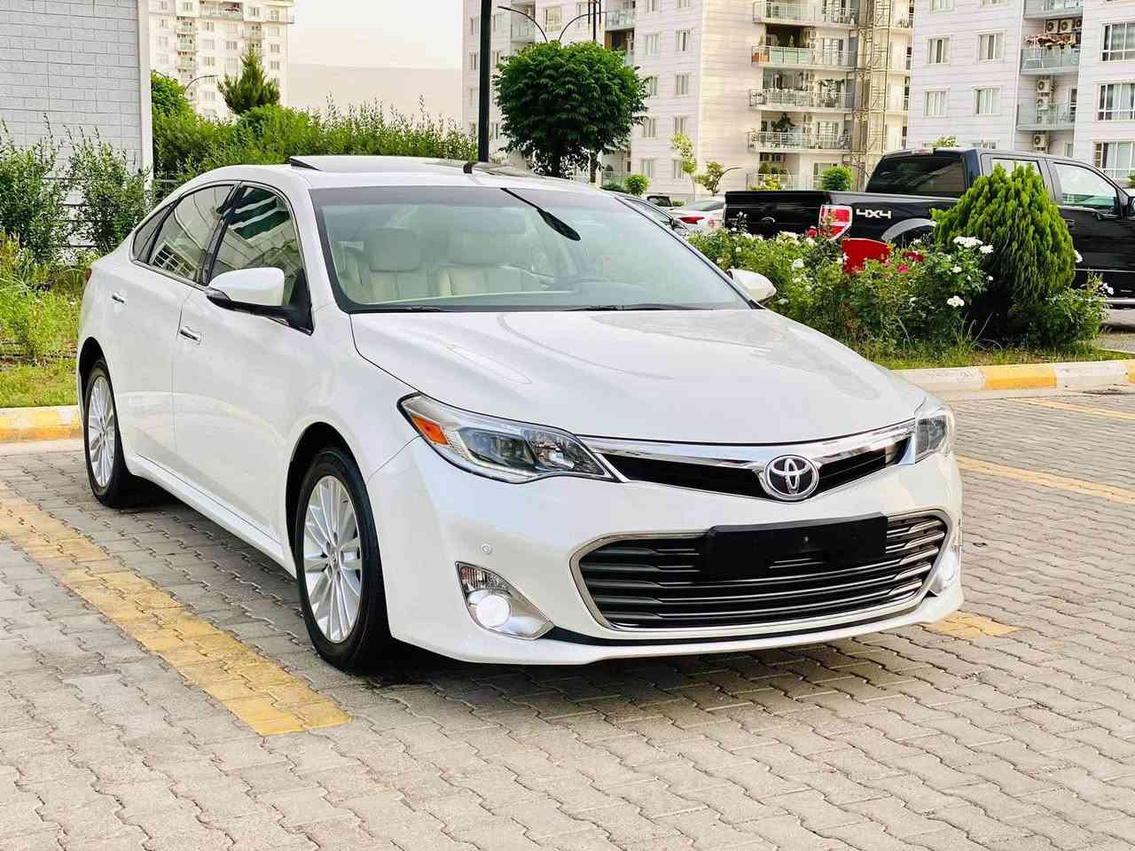 تۆیۆتا ئەڤەلۆن ٢٠١٦ خليجى
لیمتد فول مواسەفات 
١٣٢ كم  هه زار روويشتيه
دعامى لو دعامى بشرت بى سبوغ
٣ شوينى pdr بچووكى هه يه
فوول ماسه فات
سڵاید ناو زەرد, كوشن سارد و گەرم خەزن, بەسمە ,
 په رده ,سێ مۆدی لیخورین,
گێرو مەکینە بەشەرت نەکراوەتەوە سەوتی دیجیتاڵیش بەشەرت سەرفوو بو خاری نیە تحویل و خرامە بەشەرت
*********** أربيل, العراق
