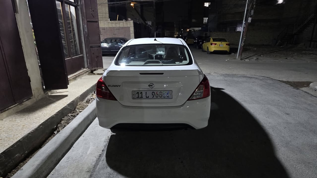 السلام عليكم نيسان سني ٢٠٢٠ رقم بغداد ماشية ٣٧ سيارة جاهزة من كل النواحي بيها بس بارد قليل بباب الصدر السيارة اجمل من الصور  السعر ١١٥ مكاني بغداد ***********
