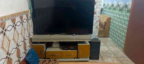 غراض بيت للبيع الغراض نظيفة جدا مابيهن اي ضرر وماداخلات تصليح المجمده الوادي حجم ١٤
ابلازمه نوع شينون بدون نت  حجم ٦٥ مع الميز 
سبلت طنين ميديا 
مكيف كري طنين 
كلهن جدد مال بيت. ونظافه
الي يريدهم يتواصل عالخاص العنوان بغداد مدينة الصدر
