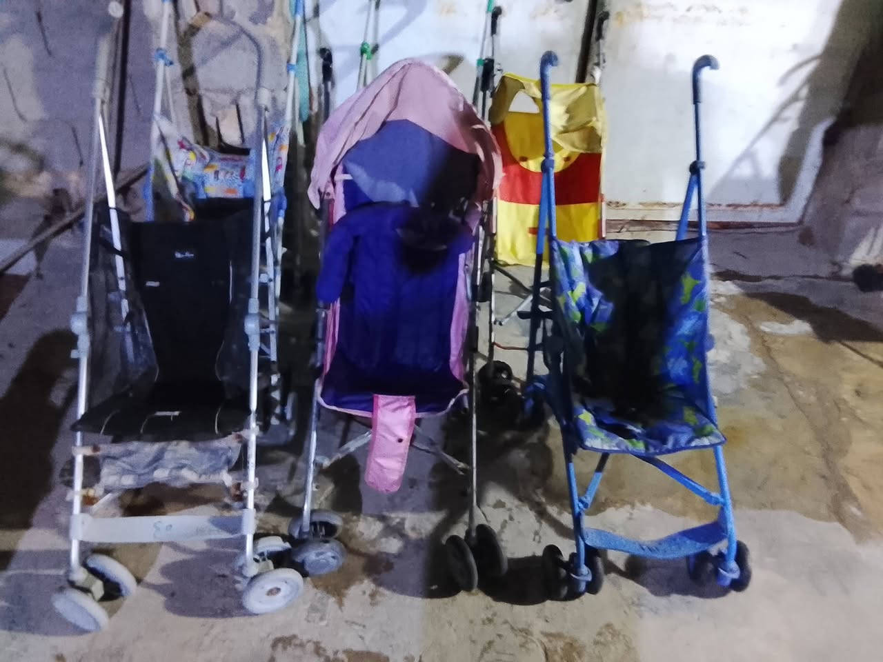 سلام عليكم
عرباين طفال جلوس باله اخو جديد باقيات قطع قليله لقطعه 15الف بلاش ماكو هيج سعر لماعده يجي ياخذ ويروح واكو توصيل مكان كربلاء حي تعاون رقم الهاتف ***********بي واتساب
