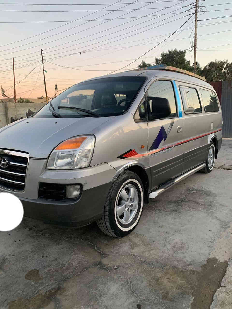 السلام عليكم للبيع ستاركس 2006سياره سياحي اربعه دسك مكفولة مكينه وكسر واكسن مكفولات حدايده كلها جديده تهم تأثير جديد تبريد جديد مكان بغداد رقم التلفون ***********
