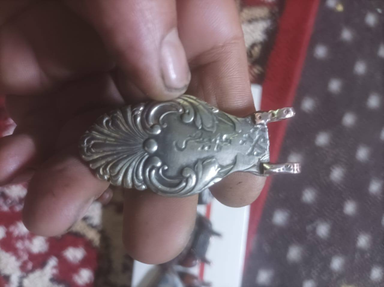 اسلام عليكم كلايد قديمات مخطوطات أشكال للبيع السعر اتصل على الرقم صاحب الأغراض *********** مكاني كربلاء المقدسة صبار ابو حاتم
