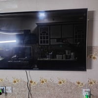 شاشة ٥٠بوصة