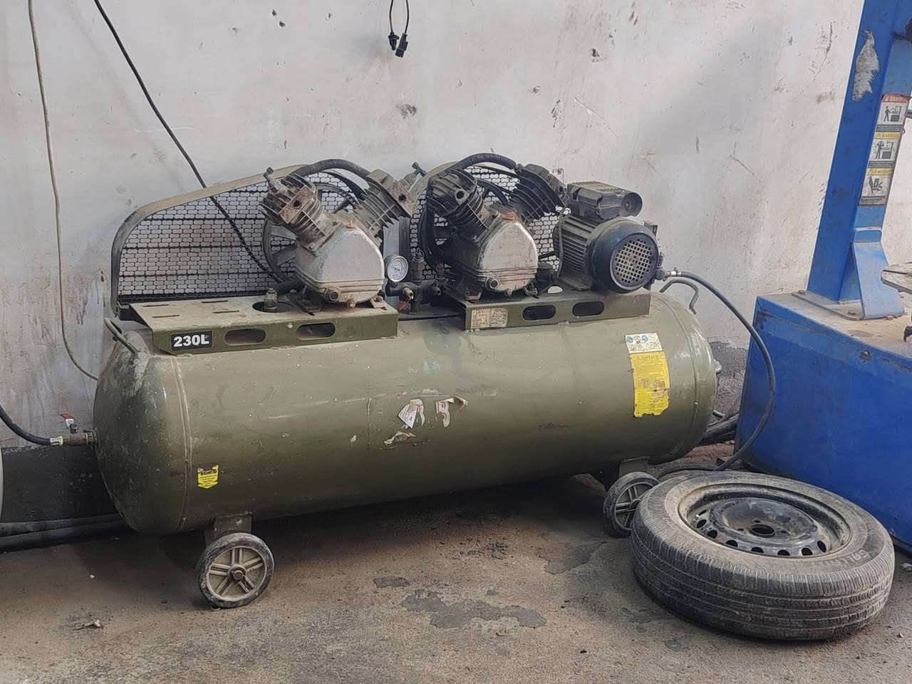 تاروسات العدد ٢
٢٣٠ لتر
٢٥٠ لتر
السعر ٨٠٠ ثنينهن
مكاني تقاطع النهروان او بسمايه
***********
***********
