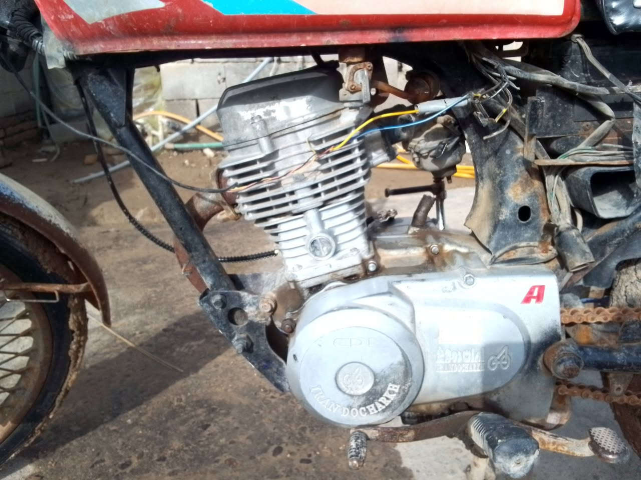 السلام عليك دراجة للبيع ايراني بدون أوراق موديل 18     العنوان ميسان قضاء الكحلاءالإتصال على هذا الرقم***********
