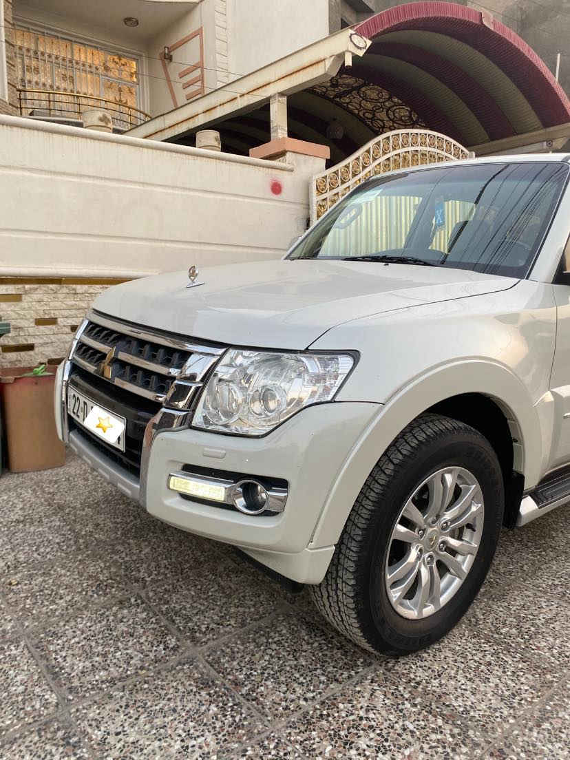 السلام عليكم
باجيرو 2020 حبتور فول الفول ماشيه 38الف حقيقي 
مكفوله كفاله عامه من الفتح والتبديل والصبغ حته الدعاميات مكفولات
مري شفط 
تحكمات ستيرن 
دمام 
كراسي 2 كهرباء 
كشنات جلد بلادي 
رادار امامي 
كامره خلفيه
السياره على وضع البلاد تايرات الشركه اسبير شركه 
مكان السياره بغداد الزعفرانيه 
سعره 245
***********
