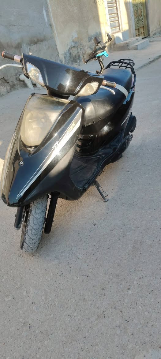 سلام عليكم دراجه لبيع فريز***********
