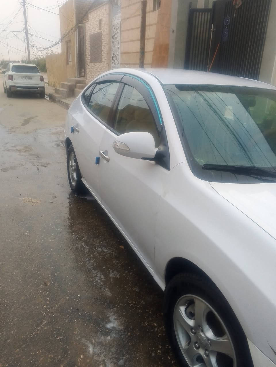 للبيع
الانترا موديل 2011 مقدس 
السياره جديده وجاهزه مال جناي كير ومكينه وحداديه مكينه 1600 
السيارة بيها 3 قطع باب الصدر والجاملغ الأمامي و البنيدتبيل فقط 
رقم اربيل سنويه نافذه اباسم كردي ياخذ ورقه تحويل او وكاله  السعر 95 وبيها مجال 
مكان السياره النجف المركز للاستفسار
***********
