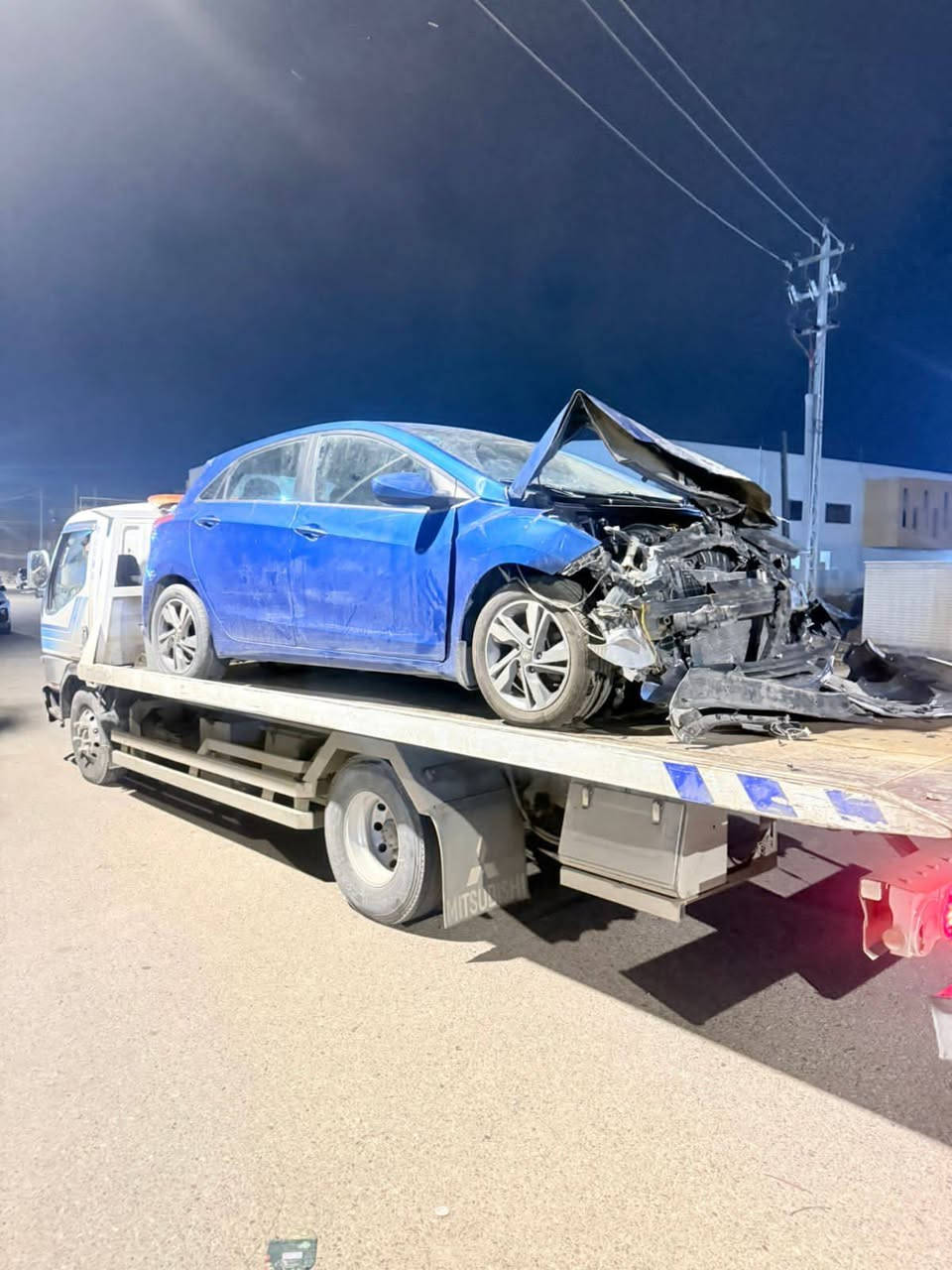 السلام عليكم النترا وارد امريكي رقم بصره نكليزي موديل 2017 فول موصفات ماعدا الفتحه مكينه 1800 ابيع على حادثها شغاله وتمشي مكان السياره بالبصرة السعر مناسب الشراي يتصل ويدلل مامتواجد ع خاص
‭*********** البصرة, العراق
