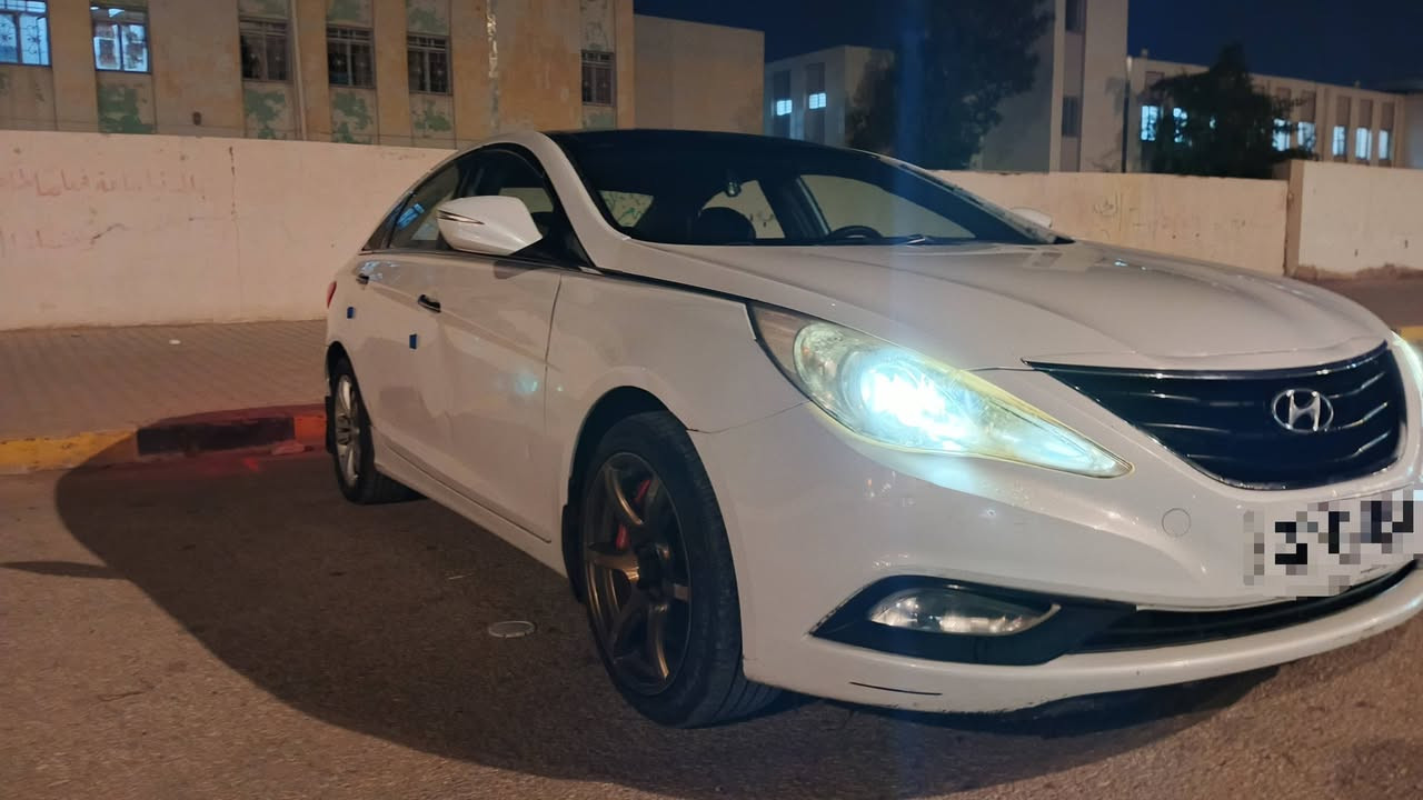 السلام عليكم
البيع او مراوس
ادوات ادوات
متوم طبق اصل 
كصه جنطه دخول جديد كارتون سياره
سوناتا موديل 2012 بصمه فول واحد علئ واحد
بنورما فتح
كشنات كهرباء
مكينه وكير كفاله
محرك دوش2400بانزين
حداديه جديد
تبريد شغال
سياره جاهزه من كلشي
السعر 52وبيه مجال
السياره بنجف موجود
***********
