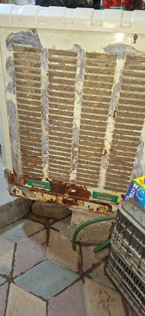 أغراض محل للبيع
***********
