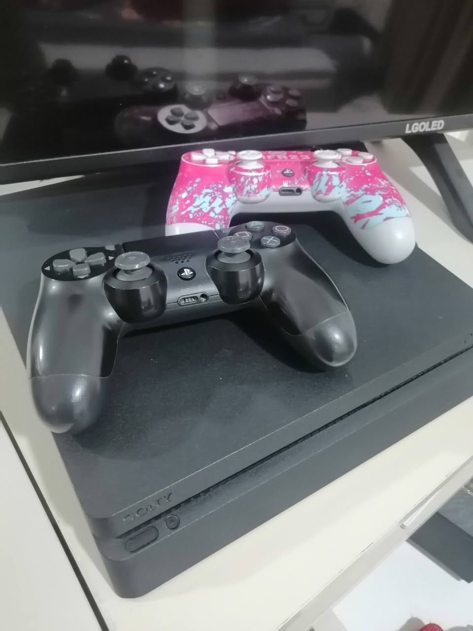 بلي فور مهكر نظام 12:50
نضيف ما مفتوح
يدات ثنين
العاب بي موجودات
السعر 220


**إذا كنت صاحب هذا الإعلان وتريد حذفه لأي سبب، رجاءا أرسل رسالة إلى الدعم الفني**