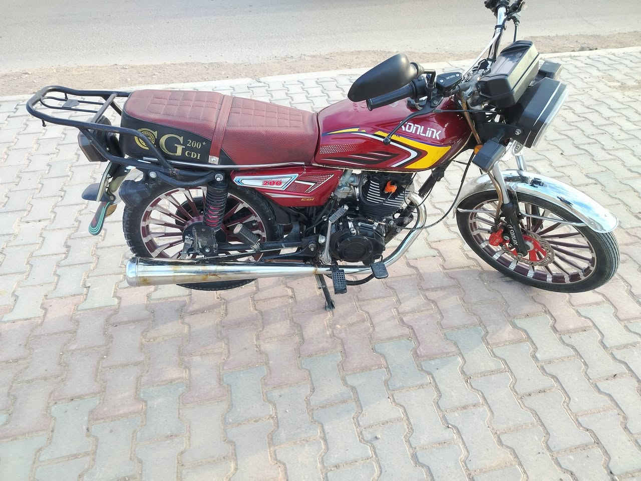 سلام عليكم
ايراني خمسه گير للبيع
ألون ماروني 
المديل 2024شهر 12 
الباب الأول الاورق كامله 
المكنيه خير من الله 
مكاني الحسينه الراشديه 
سعر: 740 وبيه مجال حك جيه 
الاستفسار. 
*********** بي وتساب
